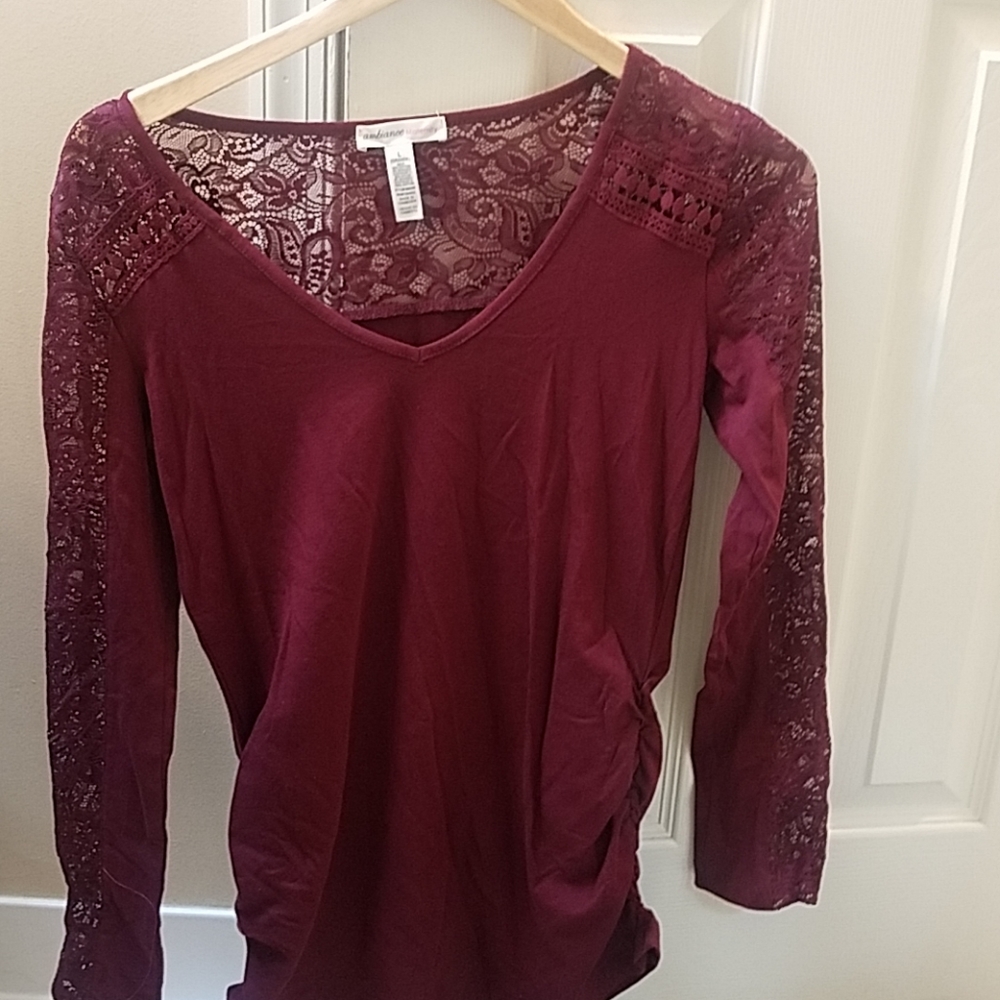 New lacy maternity top